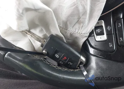 2021 Volkswagen Tiguan 2.0T Se/2.0T Se R-Line Black/2.0T Sel from USA, damaged, VIN 3VV3B7AX4MM114454